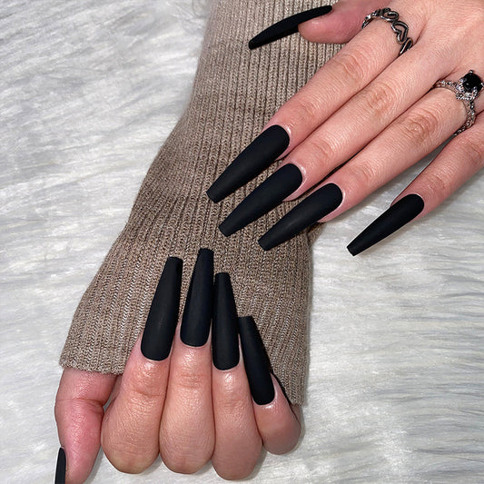 BLACK COAST - WITH FULL NAIL KIT